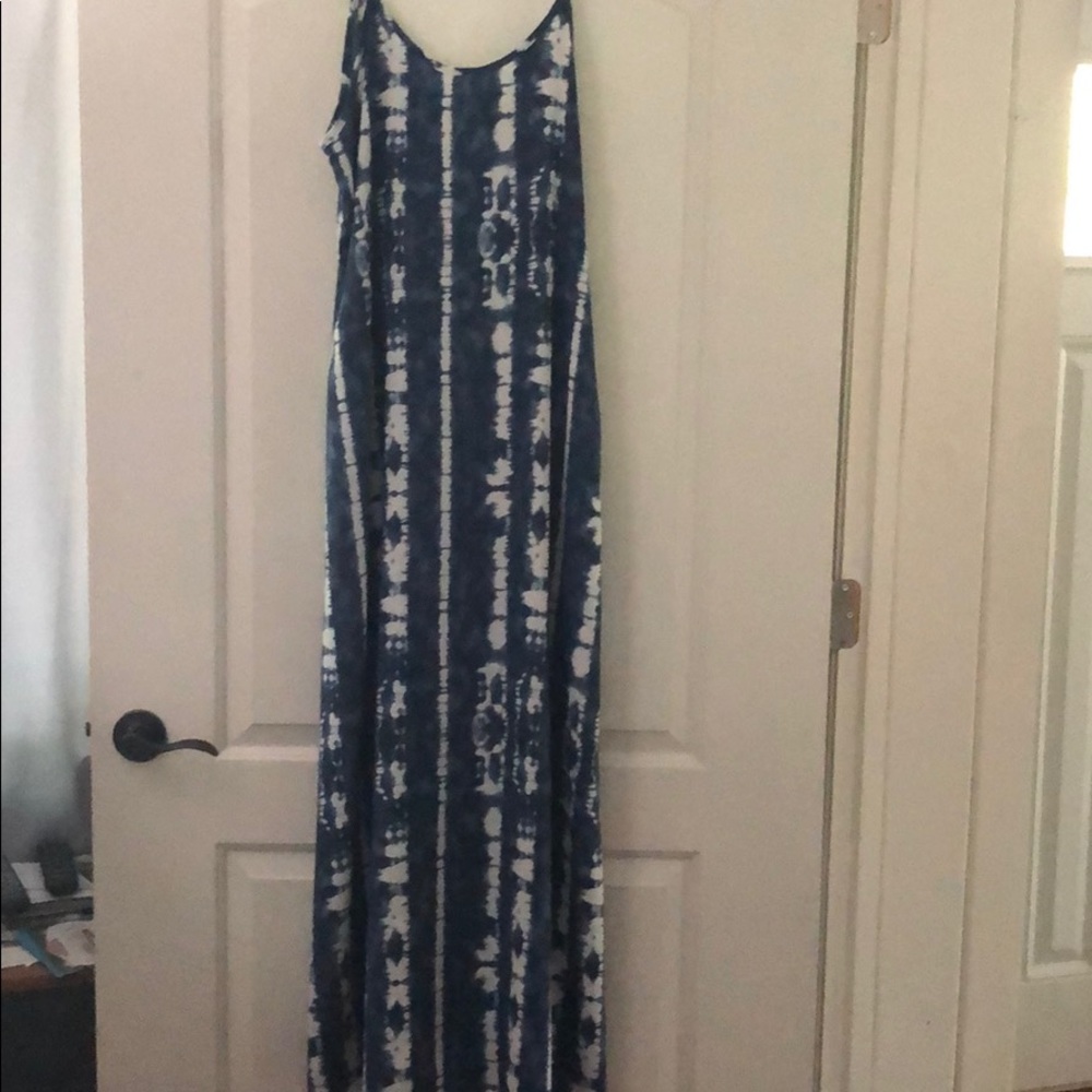 Women’s long dress